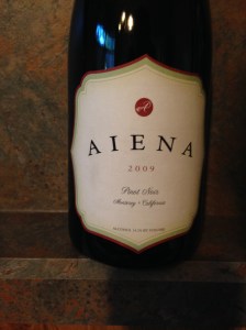 Aiena Pinot Noir 2009