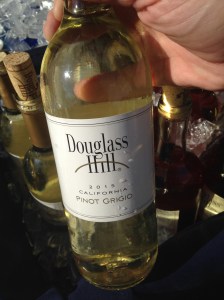 Douglass Hill Pinot Grigio 2015