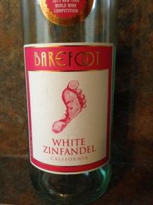 barefoot-white-zinfandel-nv